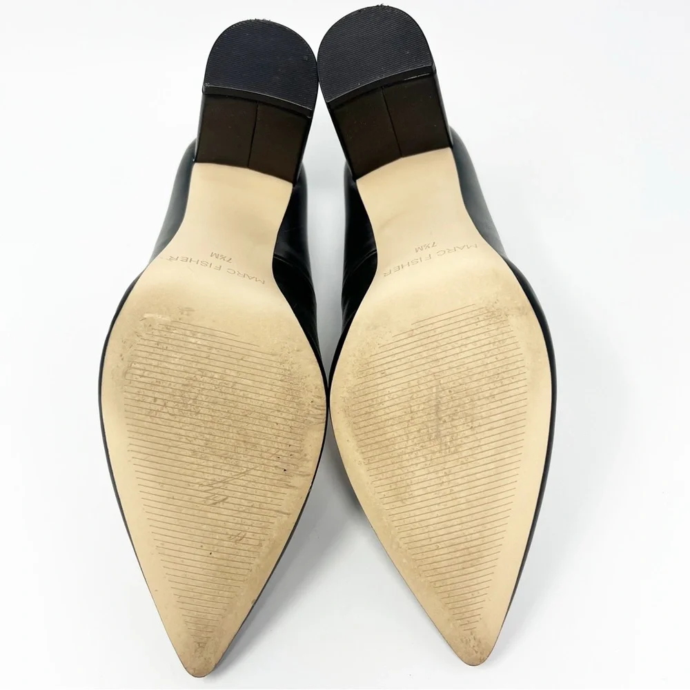 Marc Fisher Viviene Pumps
Size 7.5 - Picture 4 of 6